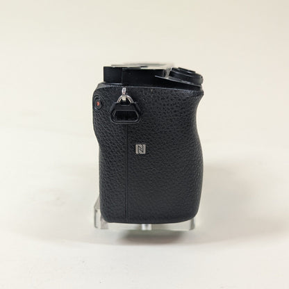 Broken Sony Alpha A6000 24.3MP APS-C Interchangeable Lens Camera