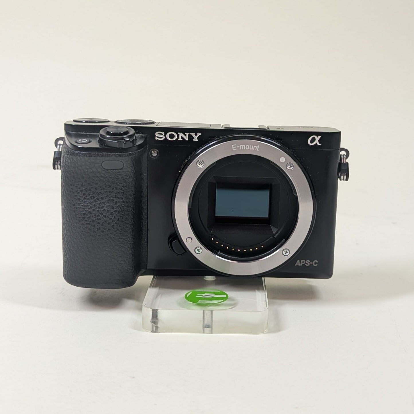 Broken Sony Alpha A6000 24.3MP APS-C Interchangeable Lens Camera