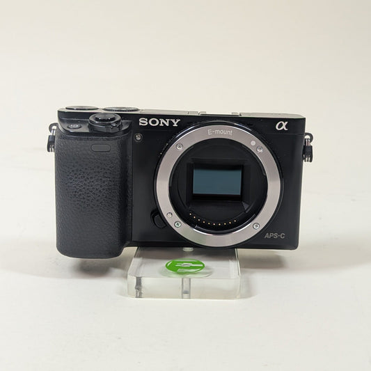 Broken Sony Alpha A6000 24.3MP APS-C Interchangeable Lens Camera